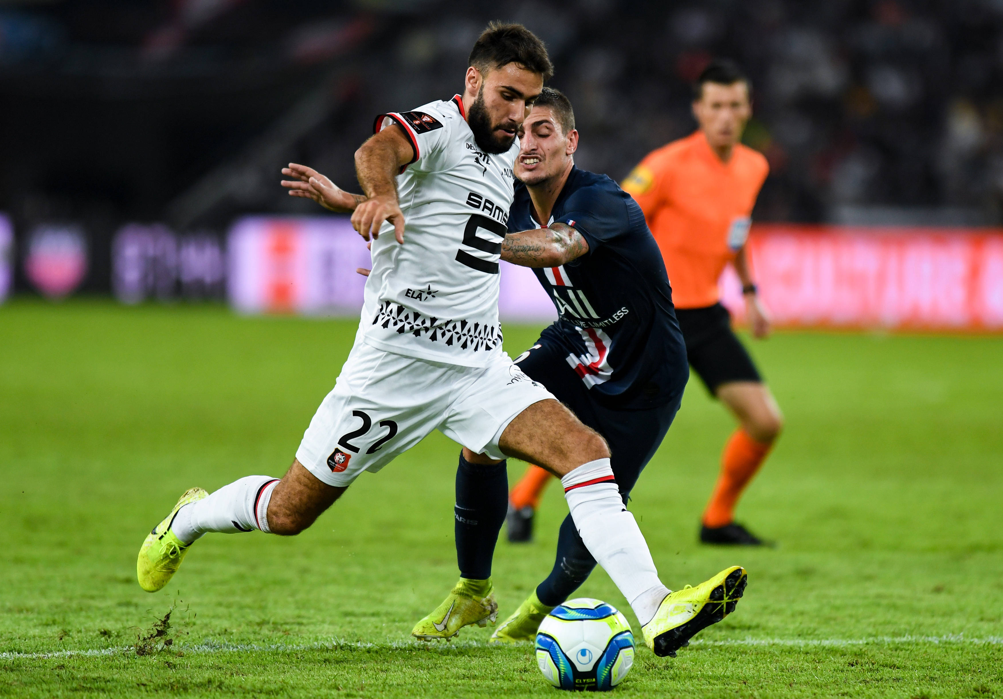 包含巴黎圣日耳曼主场胜出绝决拐的词条 包含巴黎圣日耳曼主场胜出绝决拐的词条