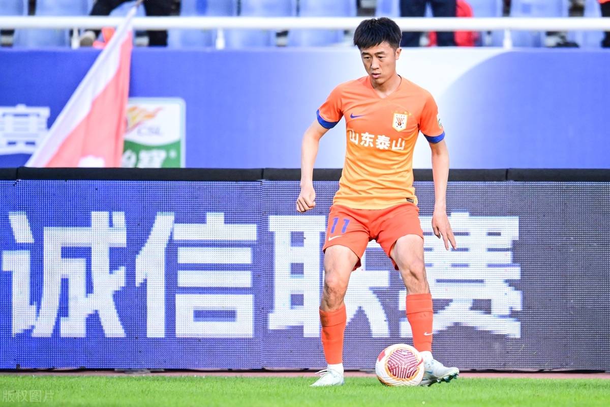 爱游戏网页版-山东鲁能队在比赛中传球精准，成功绕过对手防线得分的简单介绍