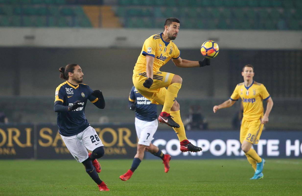 爱游戏app-维罗纳将迎战拉齐奥，展开激烈较量