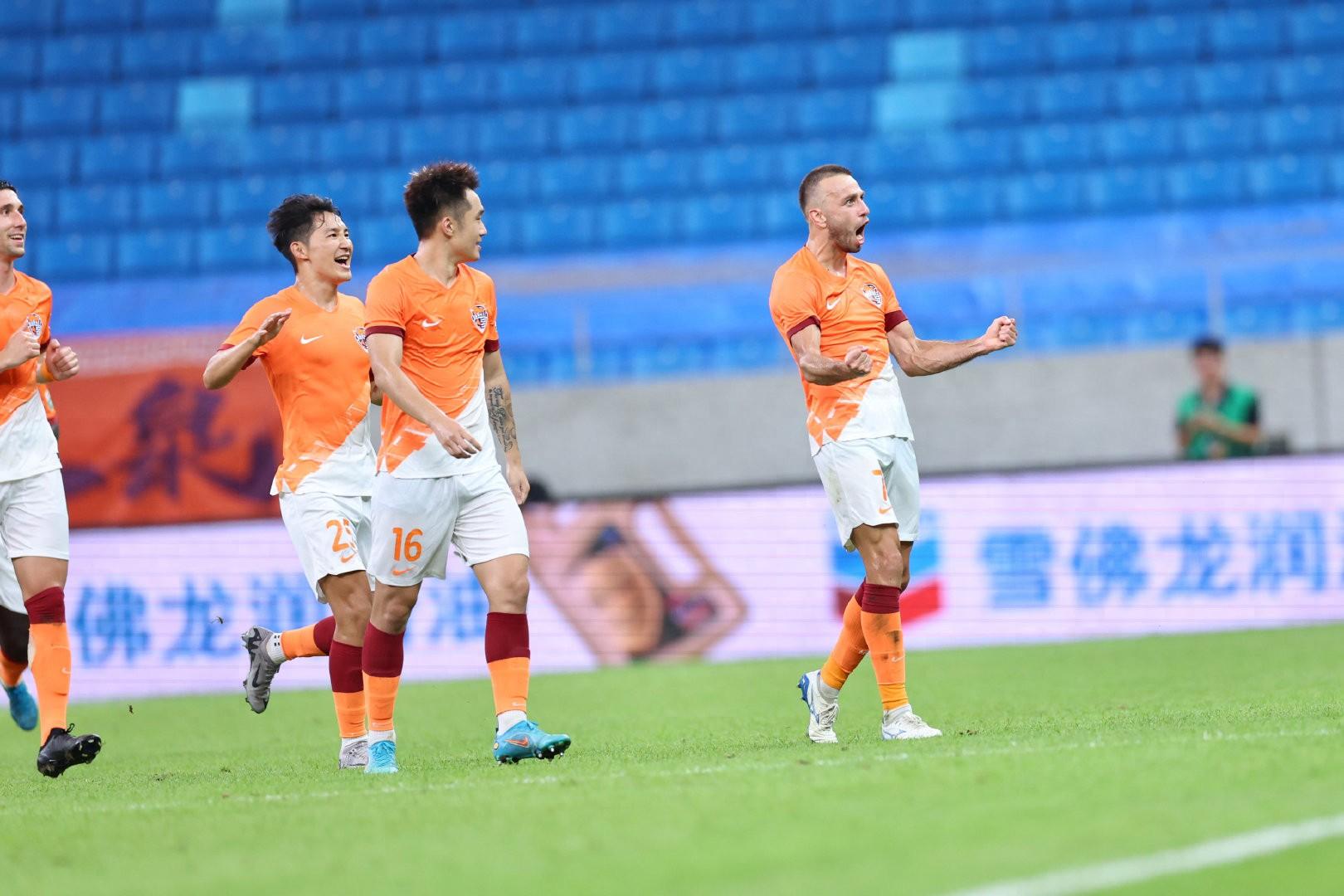 爱游戏app下载-关于陕西队主场对抗河南，外援组合发威助力全队保持领先的信息