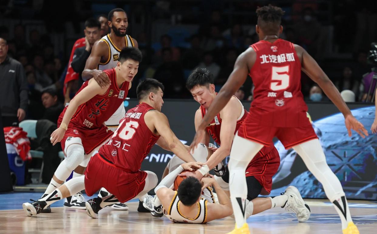 北京首钢队主场不敌辽宁男篮，痛失胜利！的简单介绍