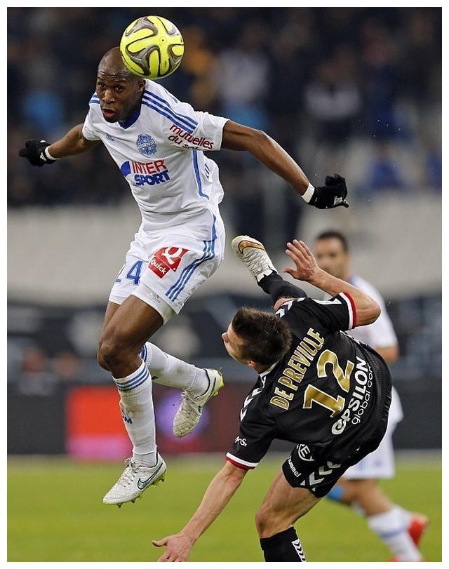 爱游戏在线登录-兰斯客场逼平蒙彼利埃，表现不俗