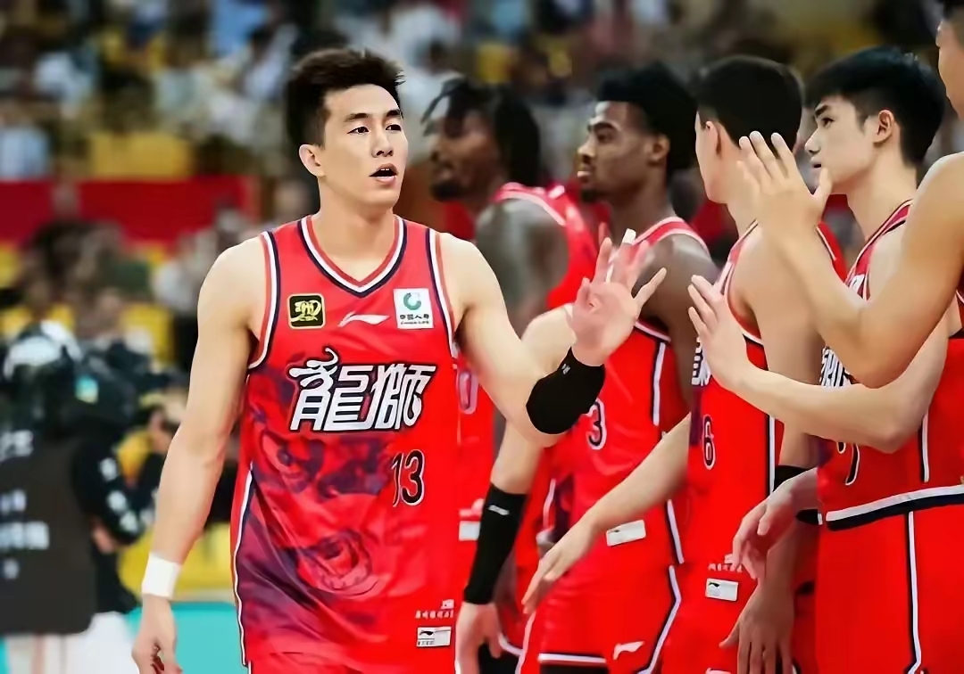 爱游戏体育地址-郭艾伦状态回勇，领导上海队击败深圳