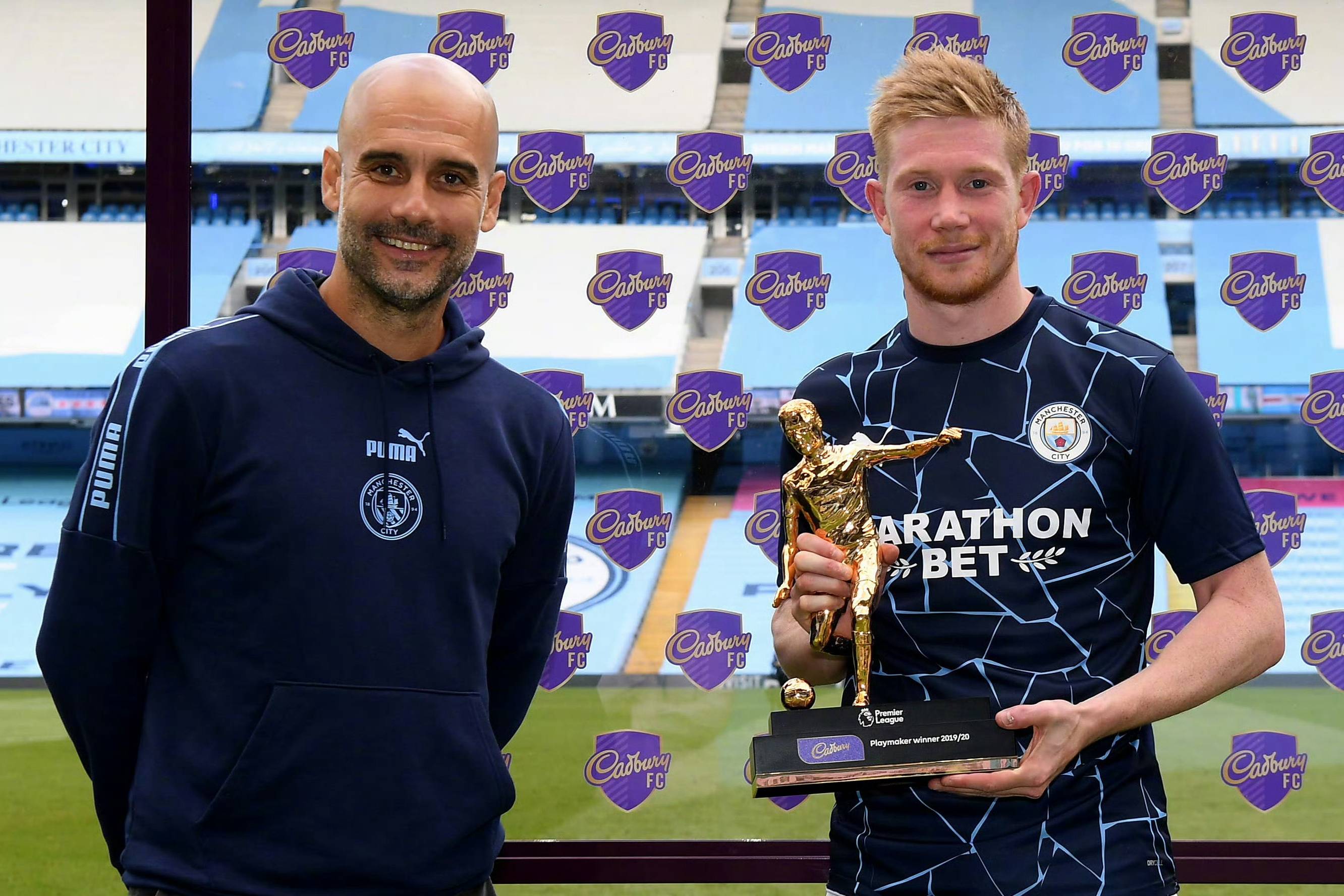 曼城中场德布劳内多次助攻,展现出色发挥 曼城中场德布劳内多次助攻,展现出色发挥