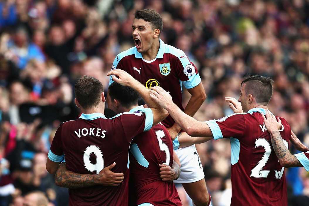 利物浦大胜伯恩利，稳固第二的位置的简单介绍