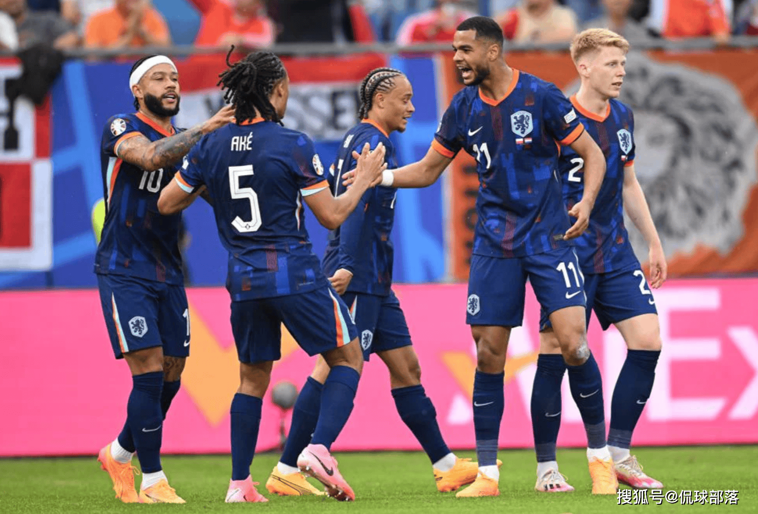 爱游戏网页版-荷兰主场惨败，丹麦一步之遥晋级欧锦赛
