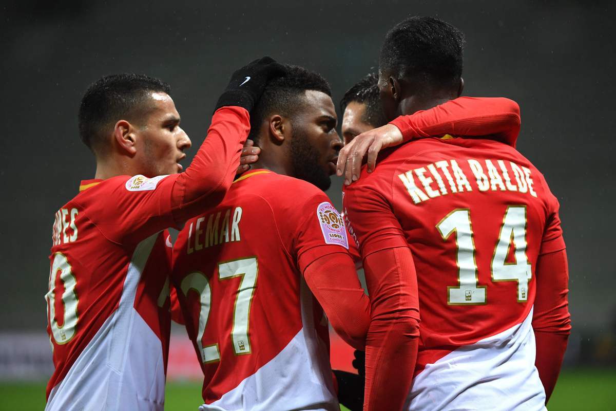 里昂客场大胜摩纳哥，取得三连胜