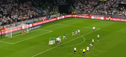 法国雪中送炭战胜芬兰,赢得胜利 法国雪中送炭战胜芬兰,赢得胜利