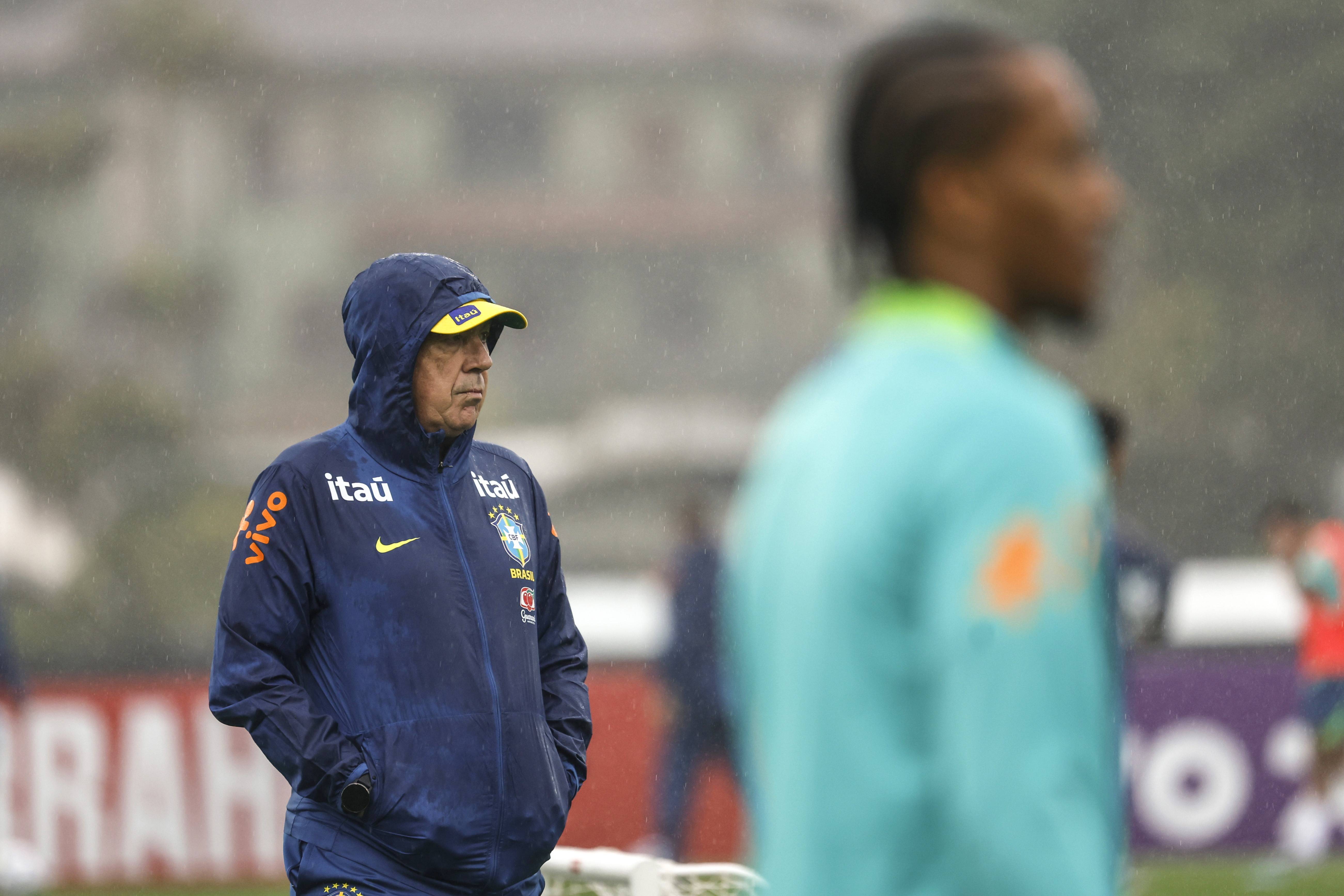 爱游戏登录-包含世界杯预选赛开打，各队士气高涨备战的词条