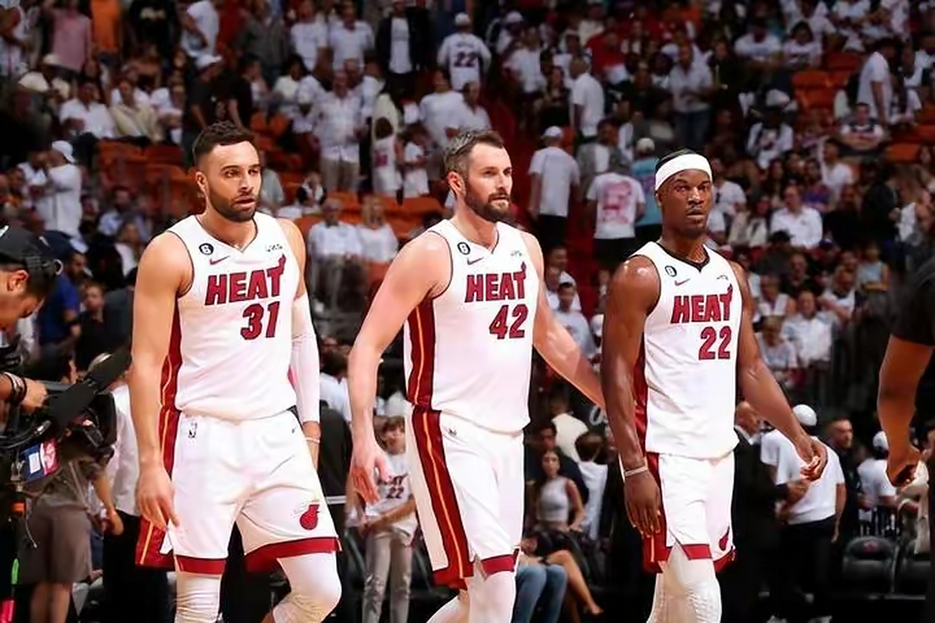 包含热火轻松取胜,连胜势不可挡的词条 包含热火轻松取胜,连胜势不可挡的词条