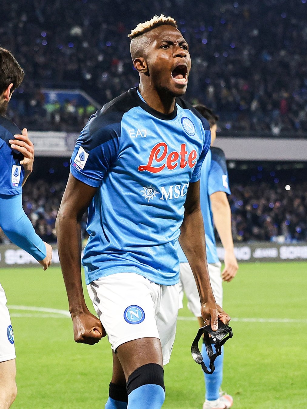 爱游戏体育直播-那不勒斯客场惨败，欧冠形势不妙