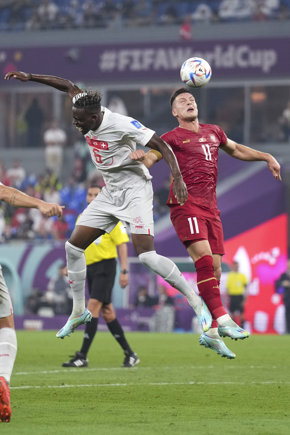 爱游戏官网-立陶宛逆转喀麦隆，晋级16强