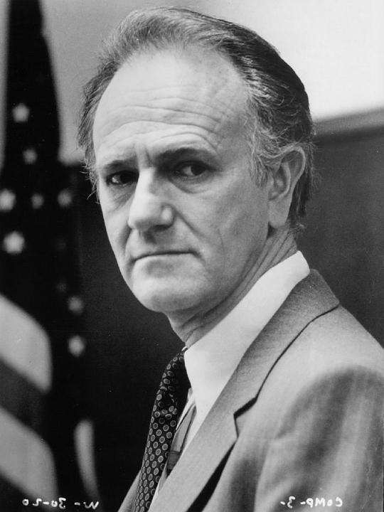 爱游戏体育下载-约瑟夫（Josef）