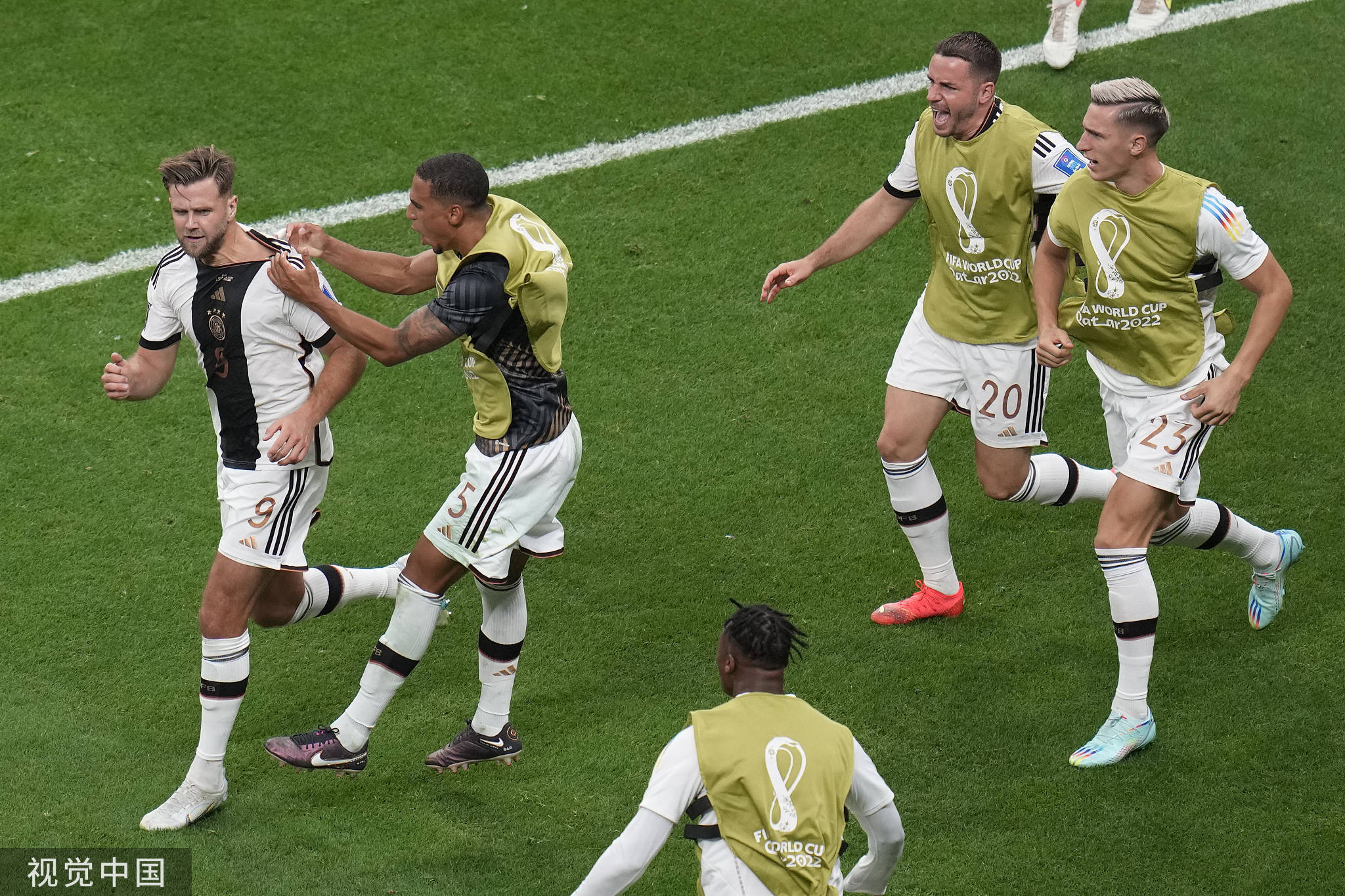 德国巨人提前出局,未能称霸本届比赛 德国巨人提前出局,未能称霸本届比赛