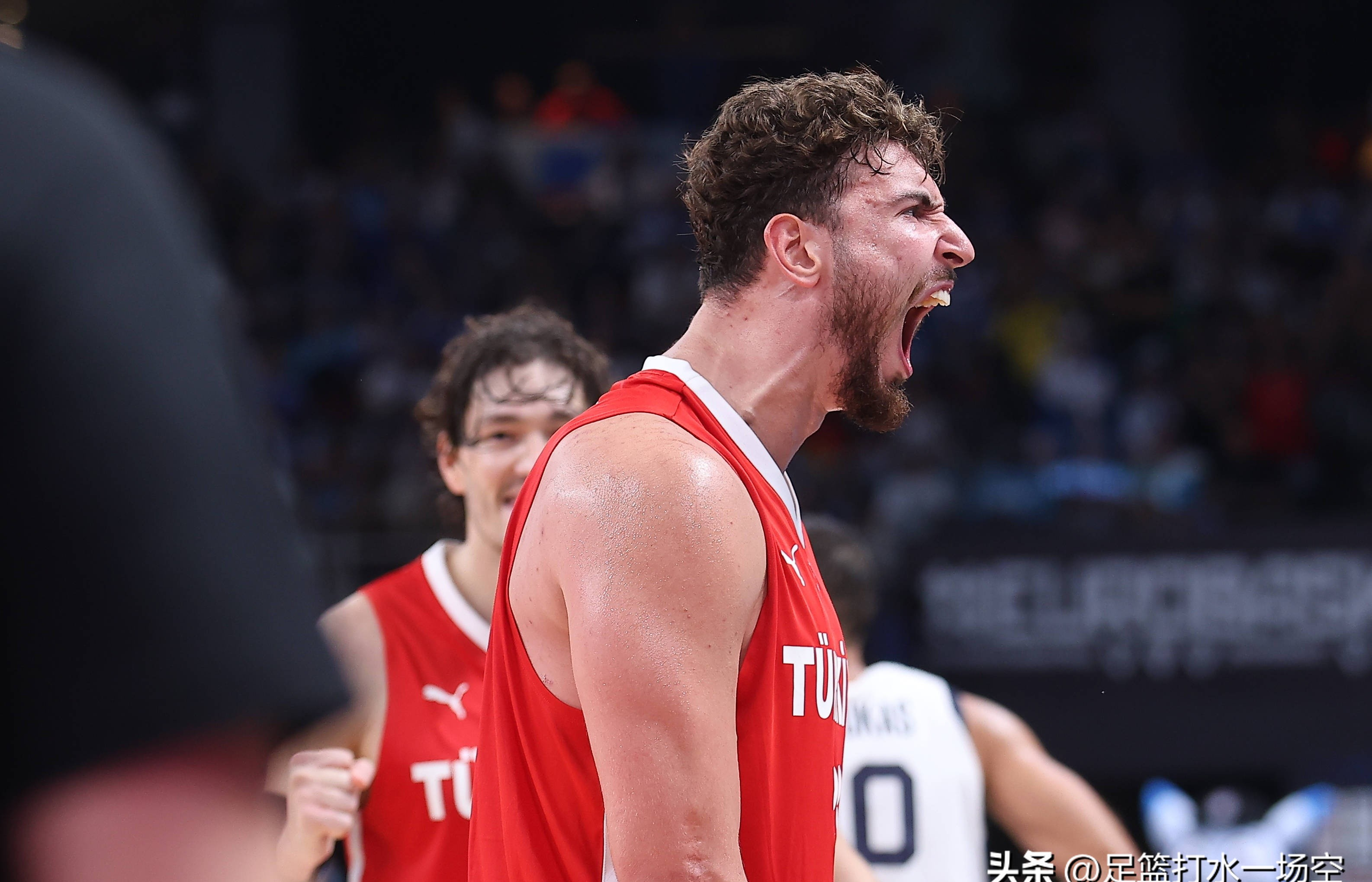 爱游戏体育下载-德国队击败挑战，锦标赛进入半决赛舞台